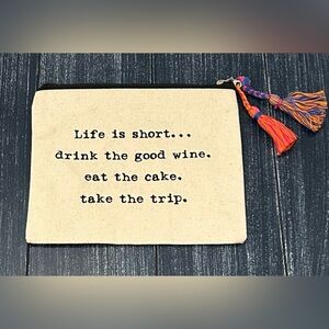 Tag Canvas Travel Bag